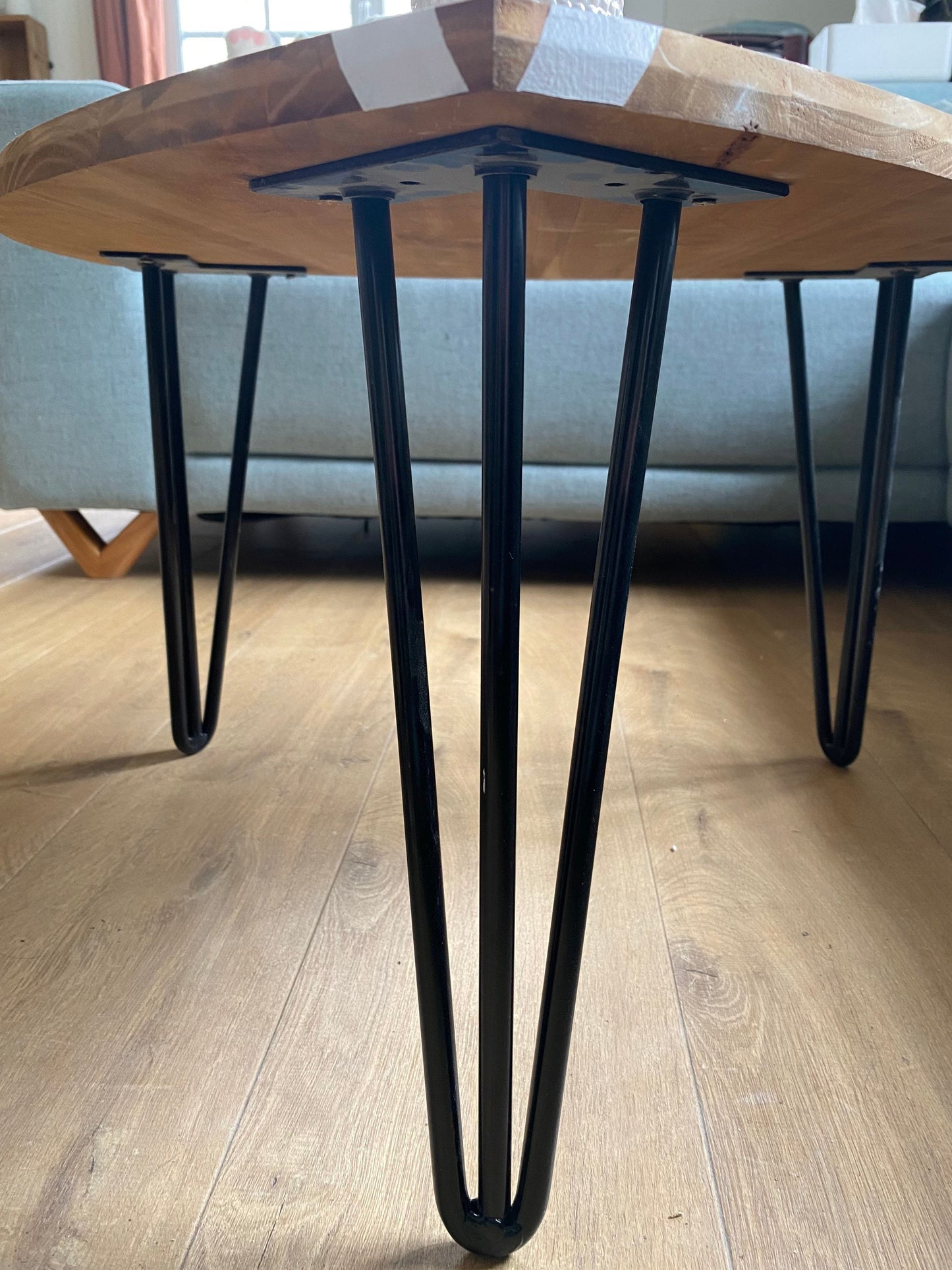 Table basse demi planche de surf en bois - Coastal Furniture